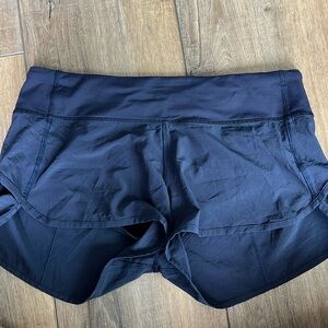 Lululemon Speed Up Shorts 2.5”